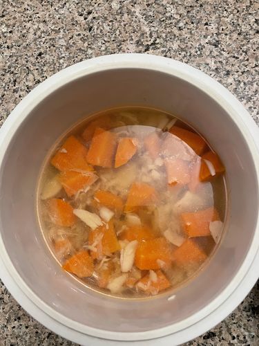 Customer photo review of Carrot 胡萝卜 (1.8-2.2磅/LB)