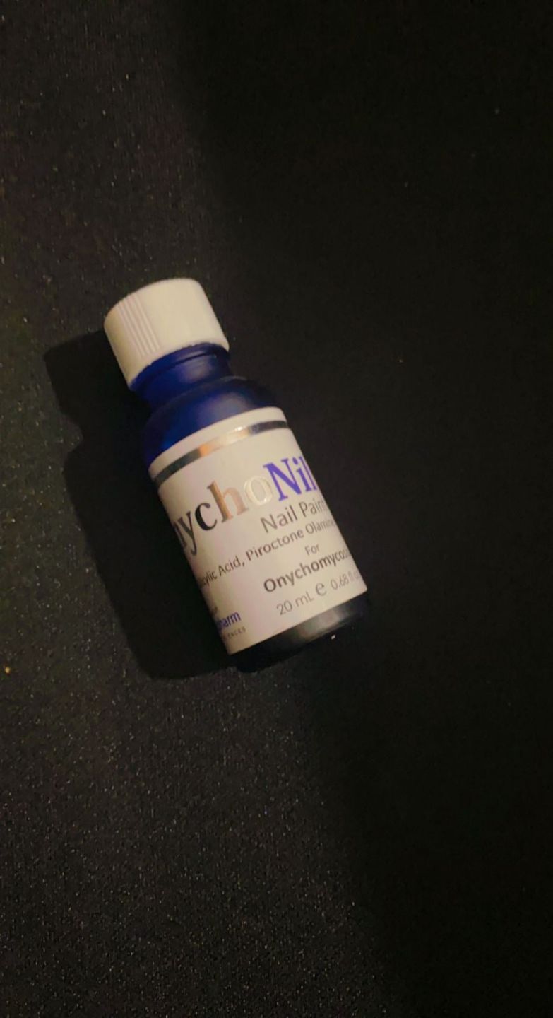 Customer photo review of Onychonil Nail Paint