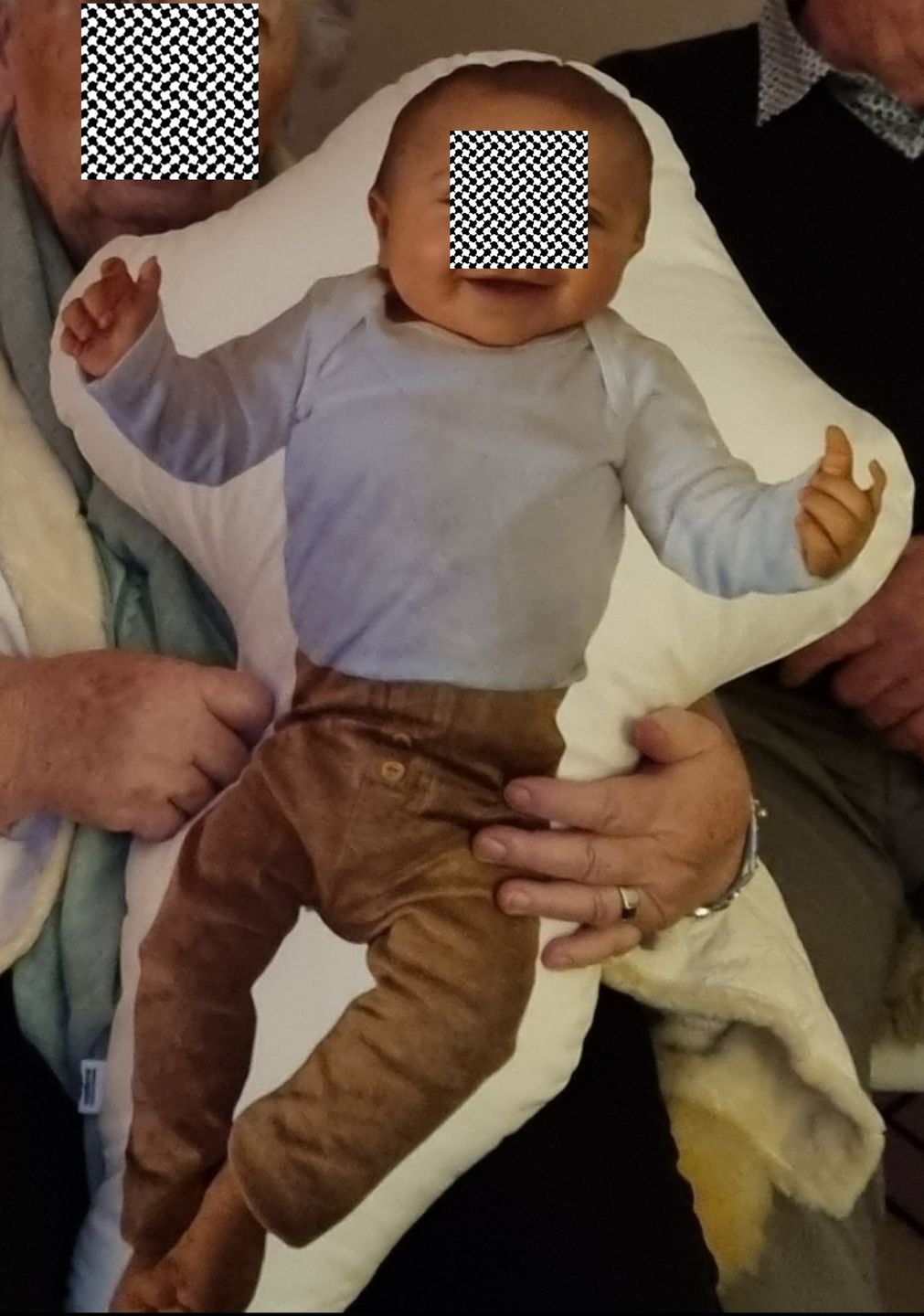 Customer photo review of Personalisiertes Ganzkörperkissen