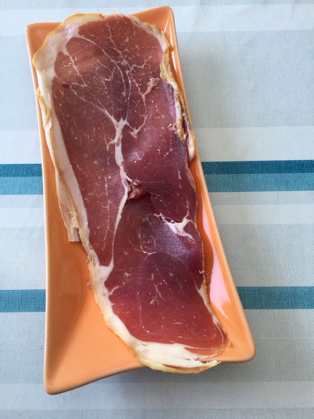 Customer photo review of Jambon de Mangalitza 30 mois (demi pièce)