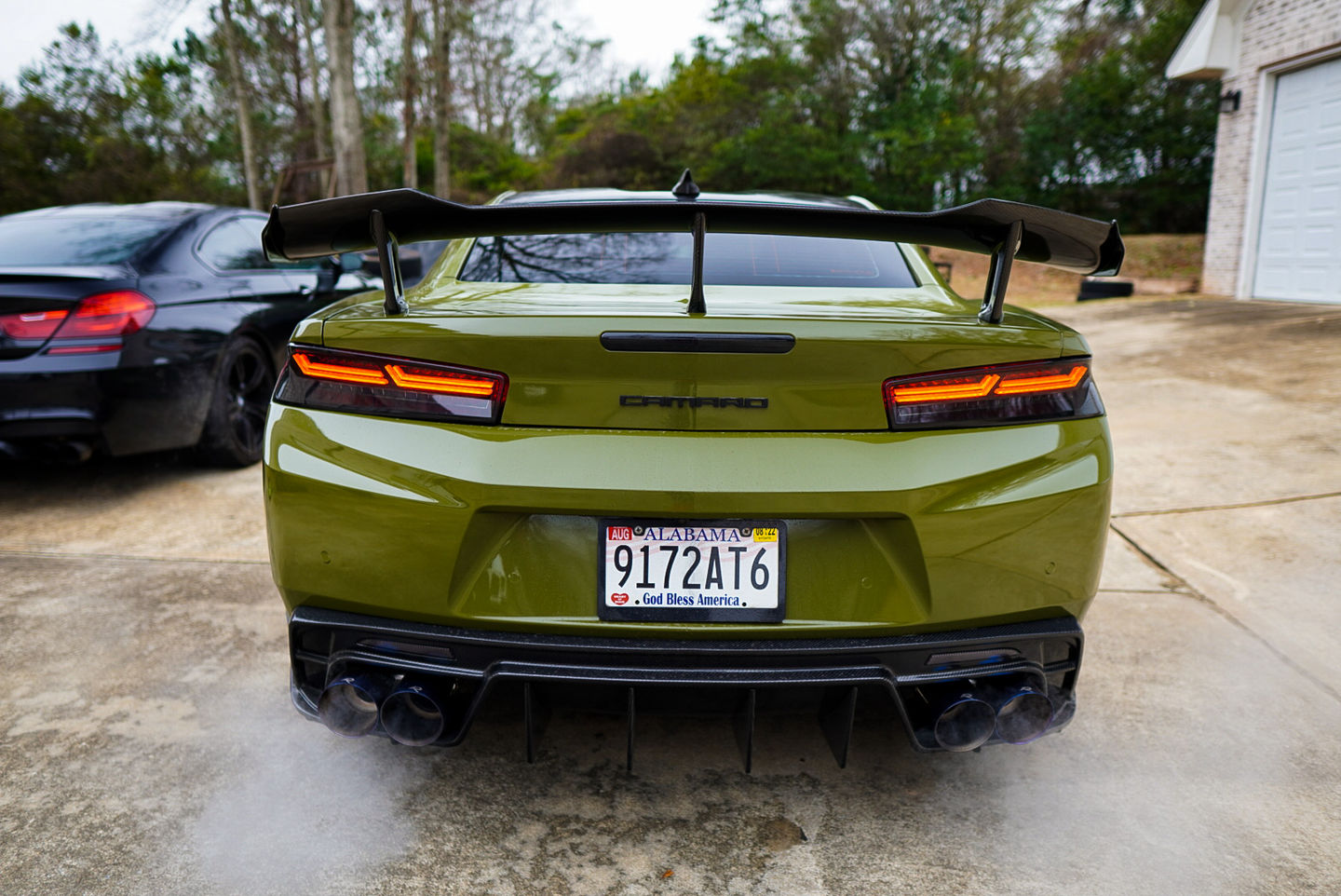 Customer photo review of 2016-2020 Chevy Camaro ZL1 1LE Full Carbon Fiber 1pc Rear Spoiler