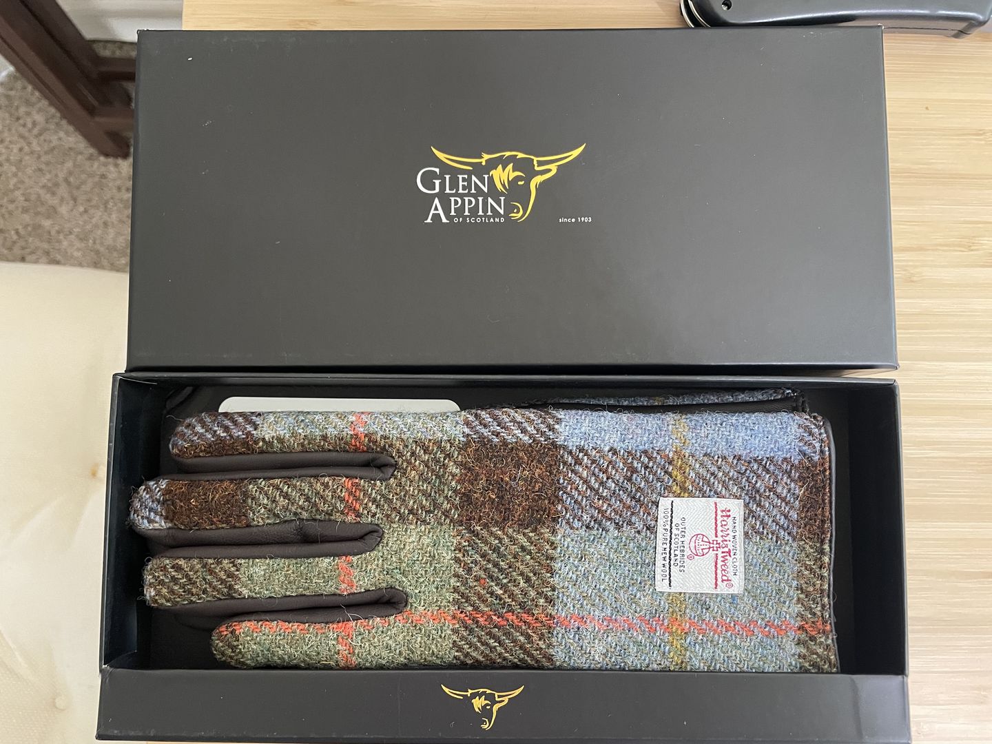 Customer photo review of Womens Harris Tweed and Brown Leather Gloves - Boxed