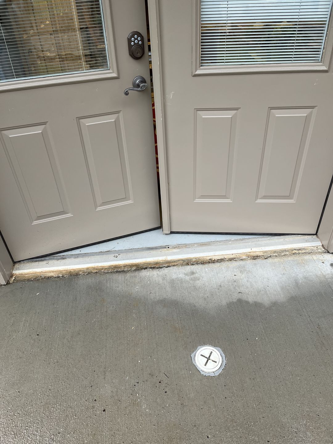 Customer photo review of 36" Therma-Tru Drive-On Door Sweep