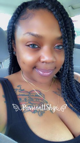 Customer photo review of [buy 2 get 2 free] Queen Gray Contact Lenses