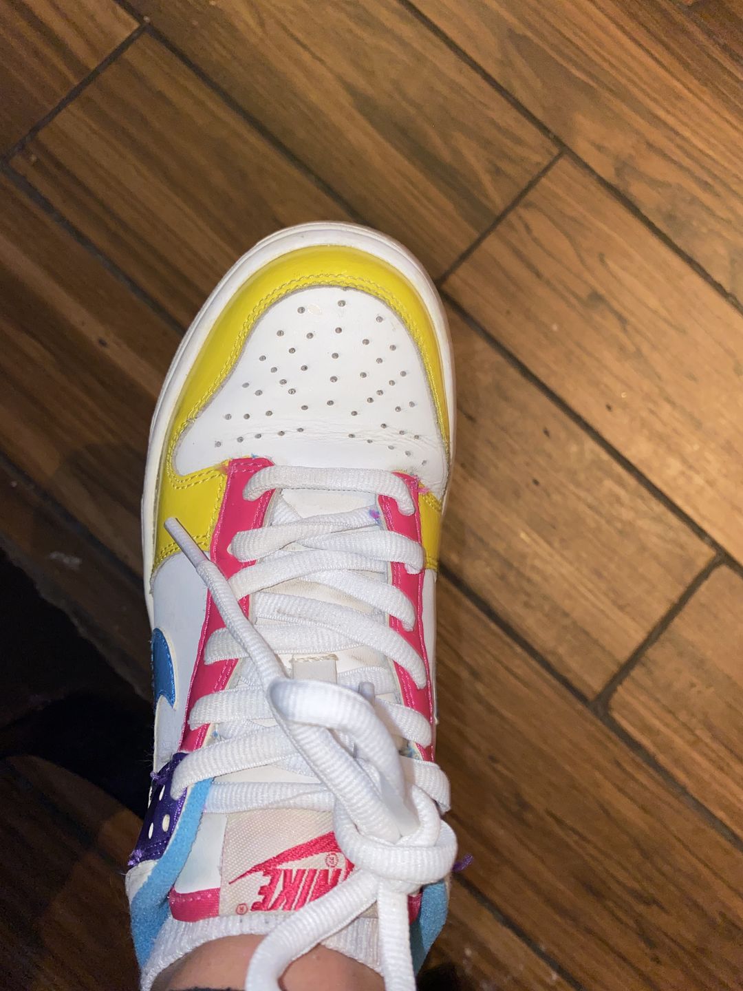 Customer photo review of Thick Oval Shoe Laces (Nike SB Laces)