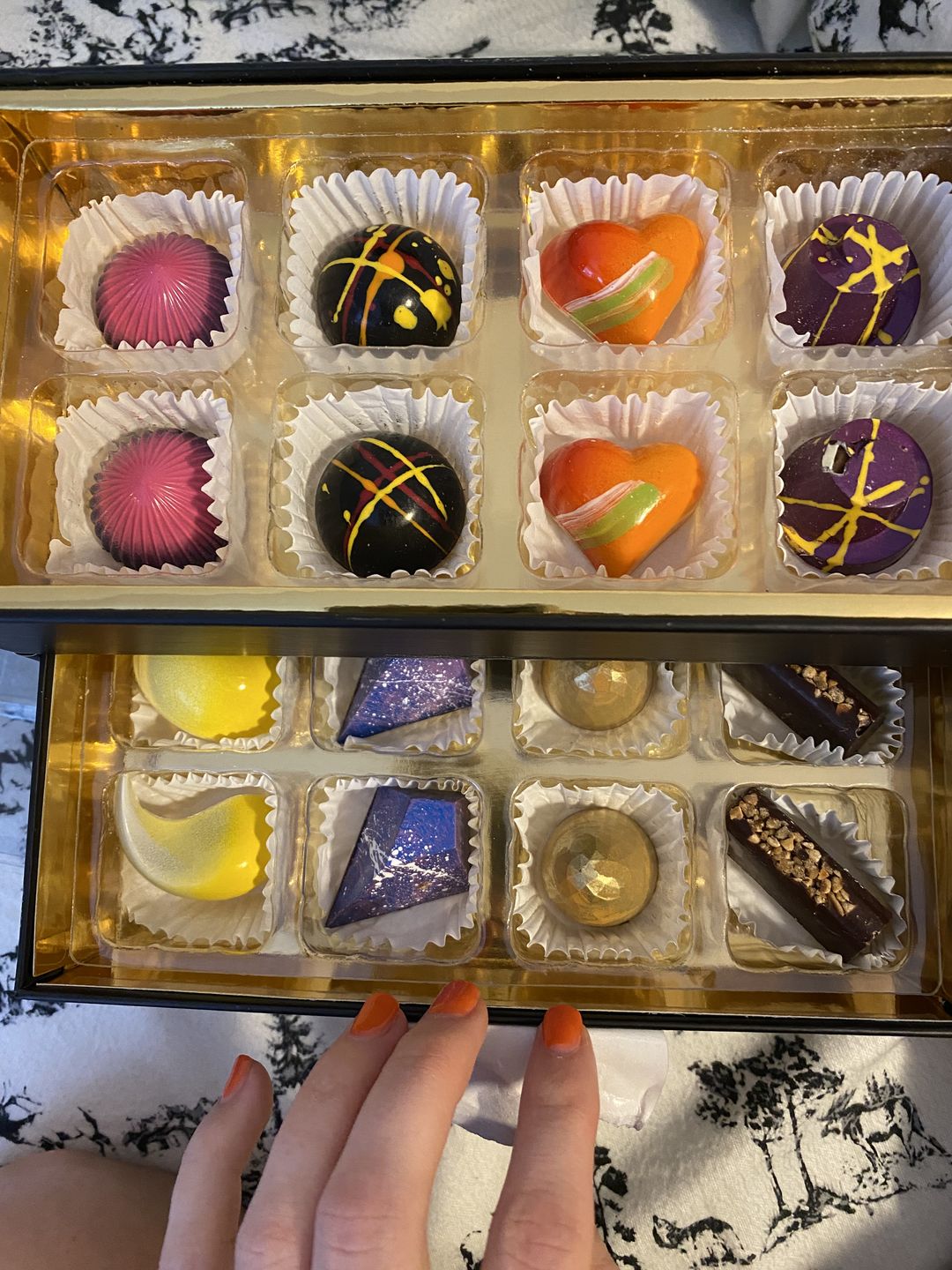 Customer photo review of The Jewelry Box, 24 Pieces