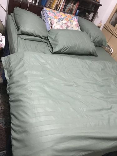 Customer photo review of STRIPED BEDDING SETS