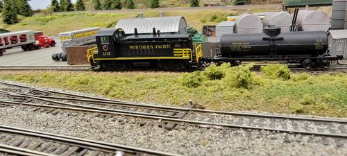 Customer photo review of BLI 3946 EMD SW7, Unpainted, Paragon4 Sound/DC/DCC, N