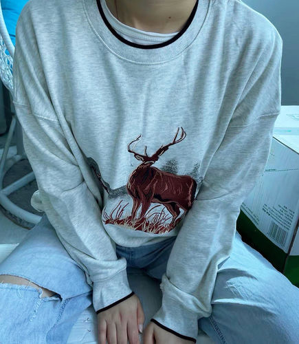 Customer photo review of Deer Embroidery Vintage Sweatshirt