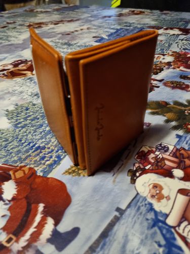 Customer photo review of Flap Boy - Magic Wallet with Coin Pocket