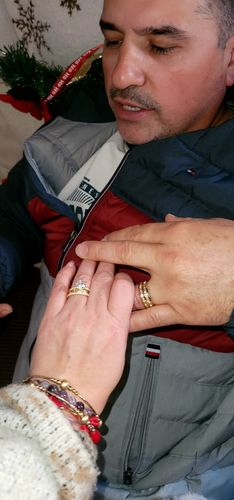 Customer photo review of Louily Yellow Gold Classic Round Cut Wedding Ring Set In Sterling Silver