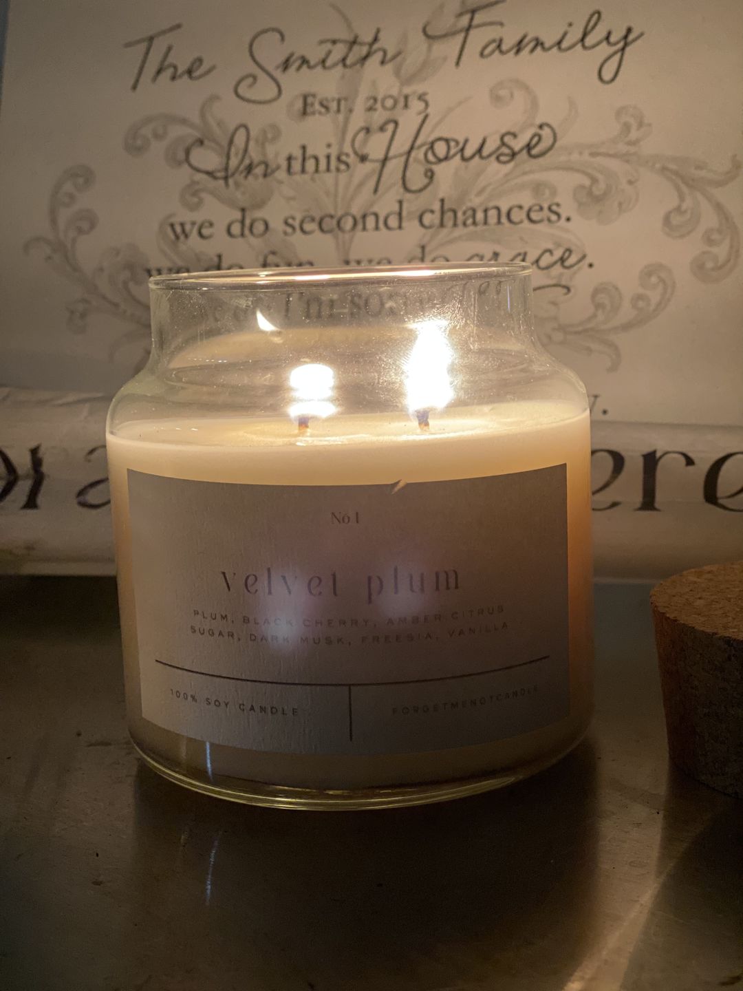 Customer photo review of Velvet Plum 22 oz Glass Candle