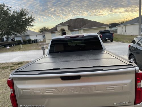 Customer photo review of Silverado 1500 / Sierra 1500 Tri Fold Tonneau Cover (Hard)
