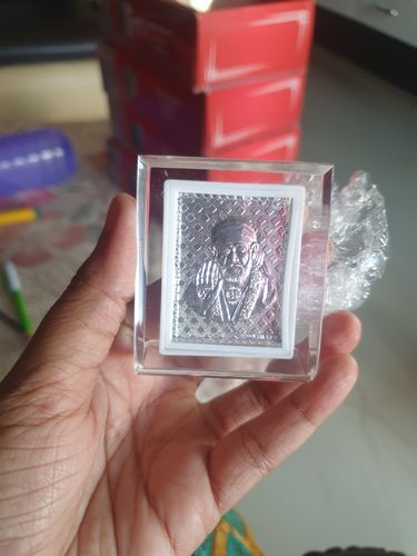 Customer photo review of 999 Silver Sai Baba Stand 2.5inch