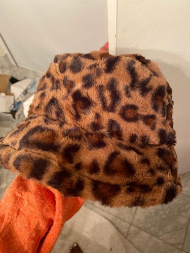 Customer photo review of BROWN LEOPARD HAT