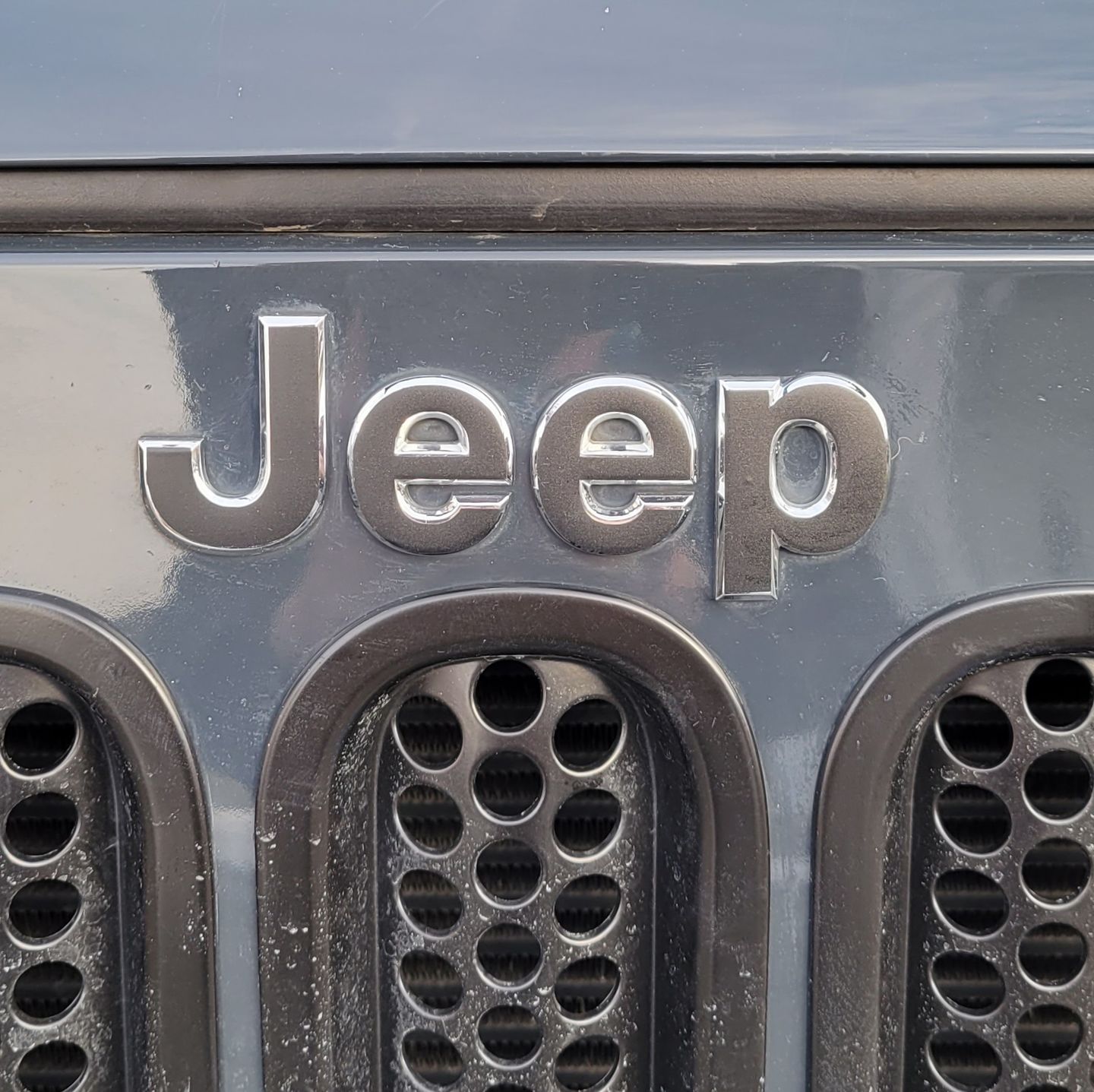 Customer photo review of Emblem Black-Out Kit | Overlay Set for Jeep Models (Cherokee, Wrangler, Gladiator & More)