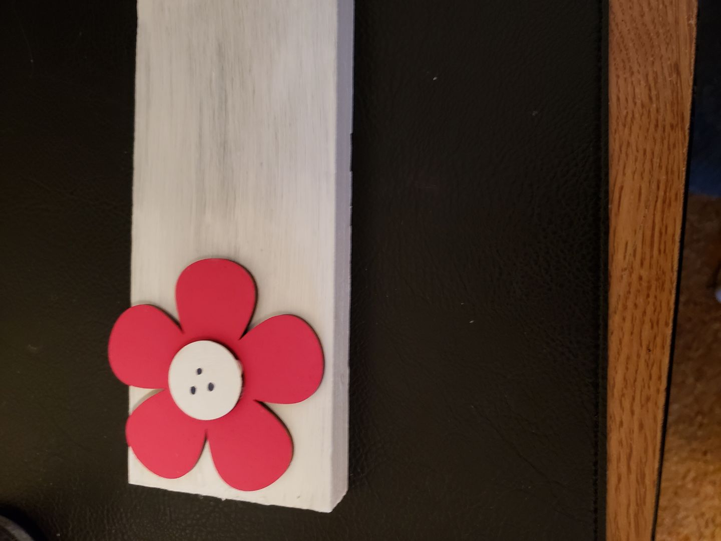 Customer photo review of Unfinished Wooden Flower Shape - Spring - Craft - up to 24" DIY