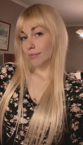 Customer photo review of [Buy 3 for 50% Off] Tape in Hair Extensions 100 Grams Platinum Blonde (#60)