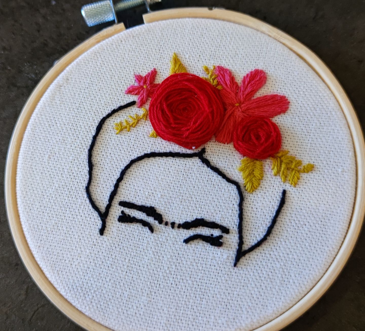 Customer photo review of Kit Broderie Frida Kahlo