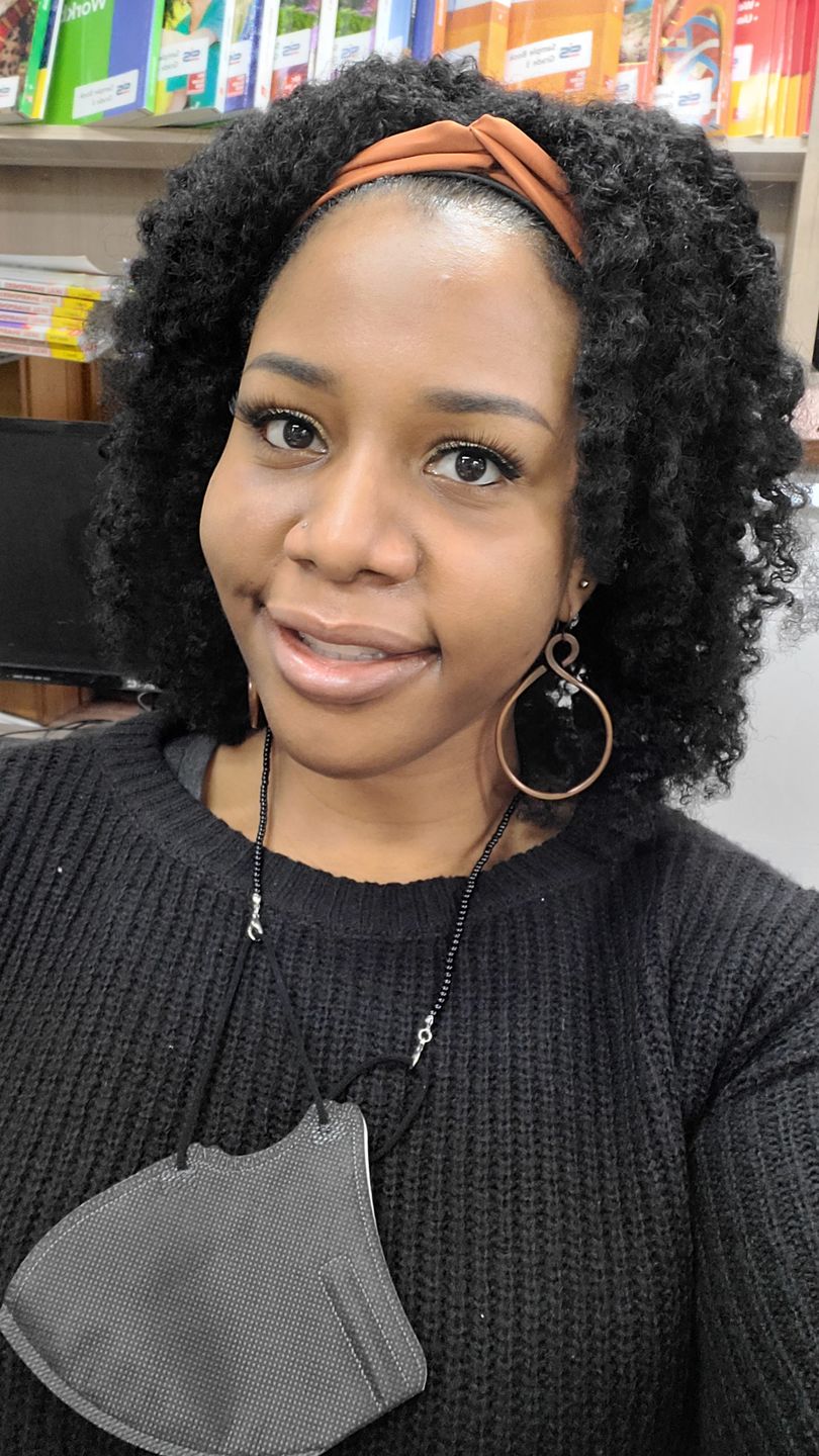 Customer photo review of Ashley Kinky Curly Human Hair Headband Wig