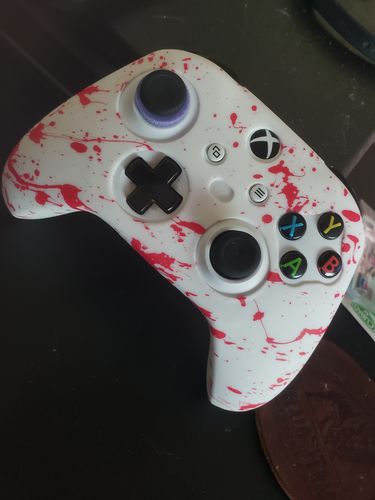 Customer photo review of There Will Be Blood - XBOX Series X/S Controller Skin