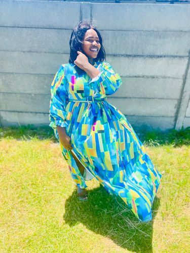 Customer photo review of Floral Print Maxi Dress