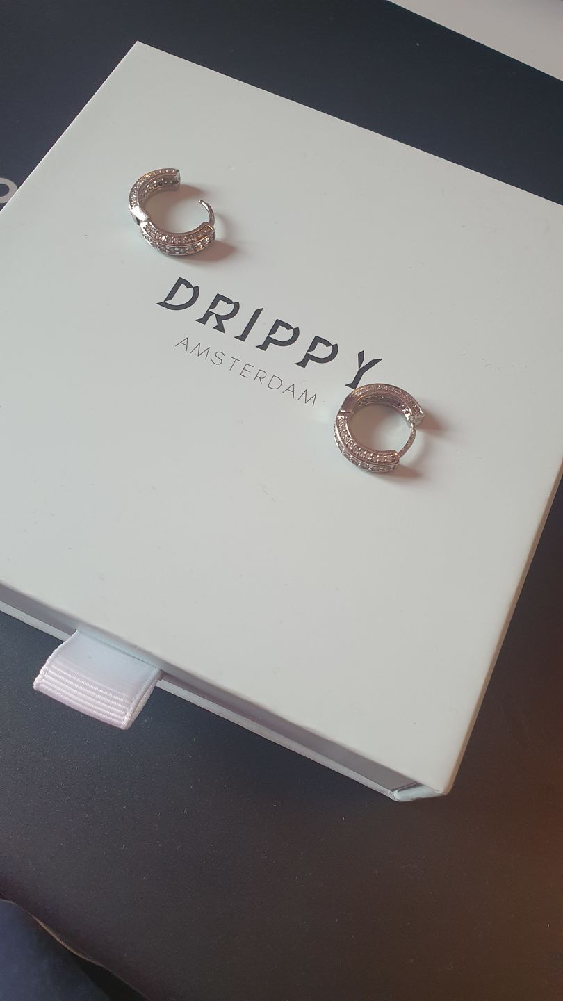 Customer photo review of FROSTIES. - WHITE GOLD