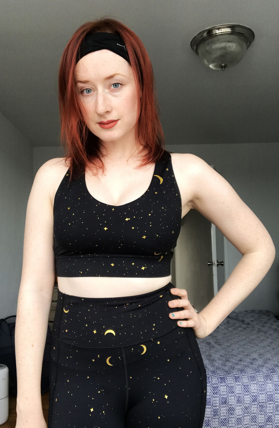 Customer photo review of Criss Cross Sports Bra - Moons | MT SPORT