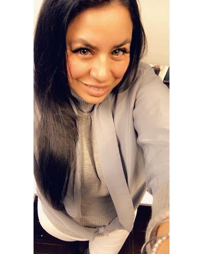 Customer photo review of EYEVOS Crystal Ball Green Colored Contact Lenses