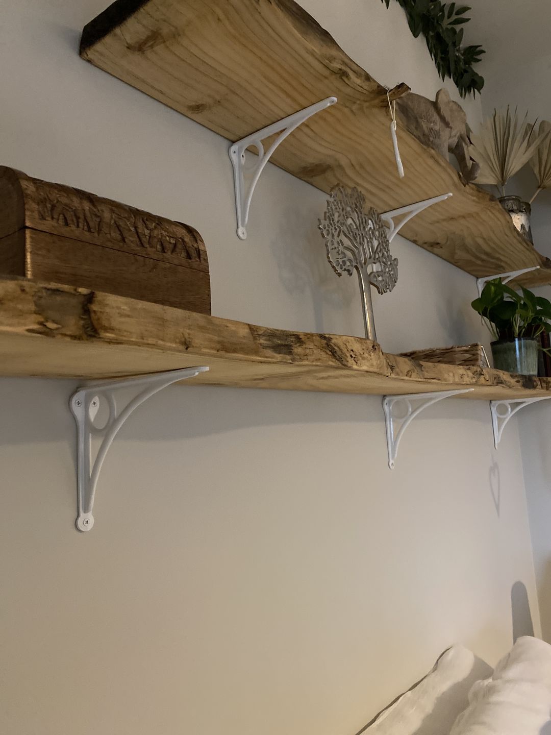 Customer photo review of 8 Inch Circle Cast Iron Shelf Bracket