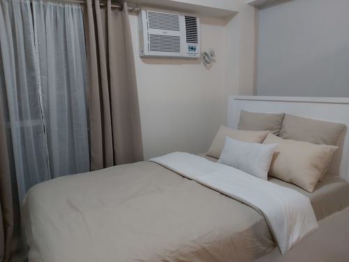 Customer photo review of TWO-TONED BEDDING SETS