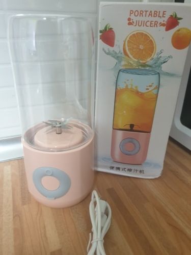 Customer photo review of Mini Portable Blender