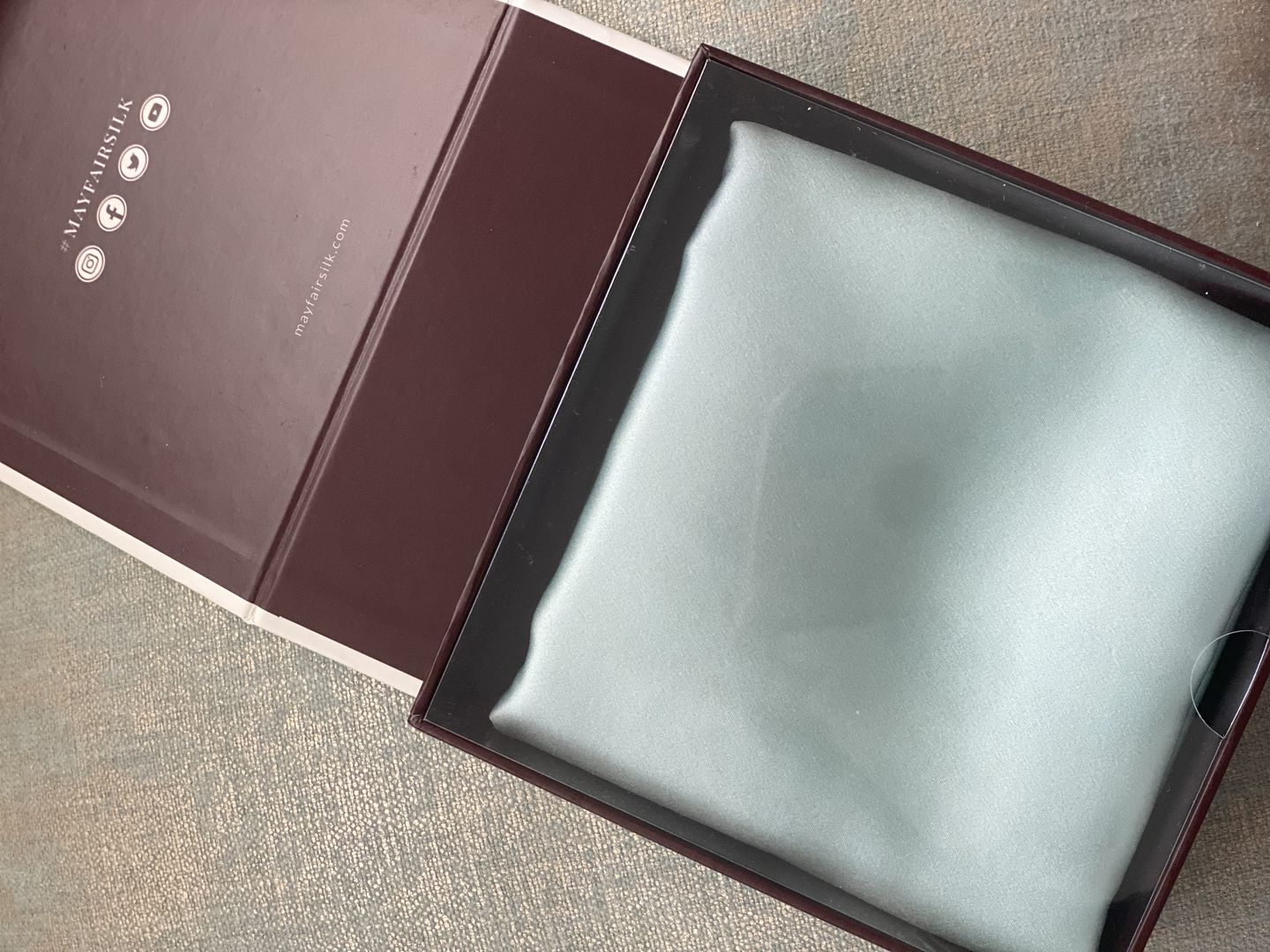 Customer photo review of Teal Breeze Pure Silk Pillowcase