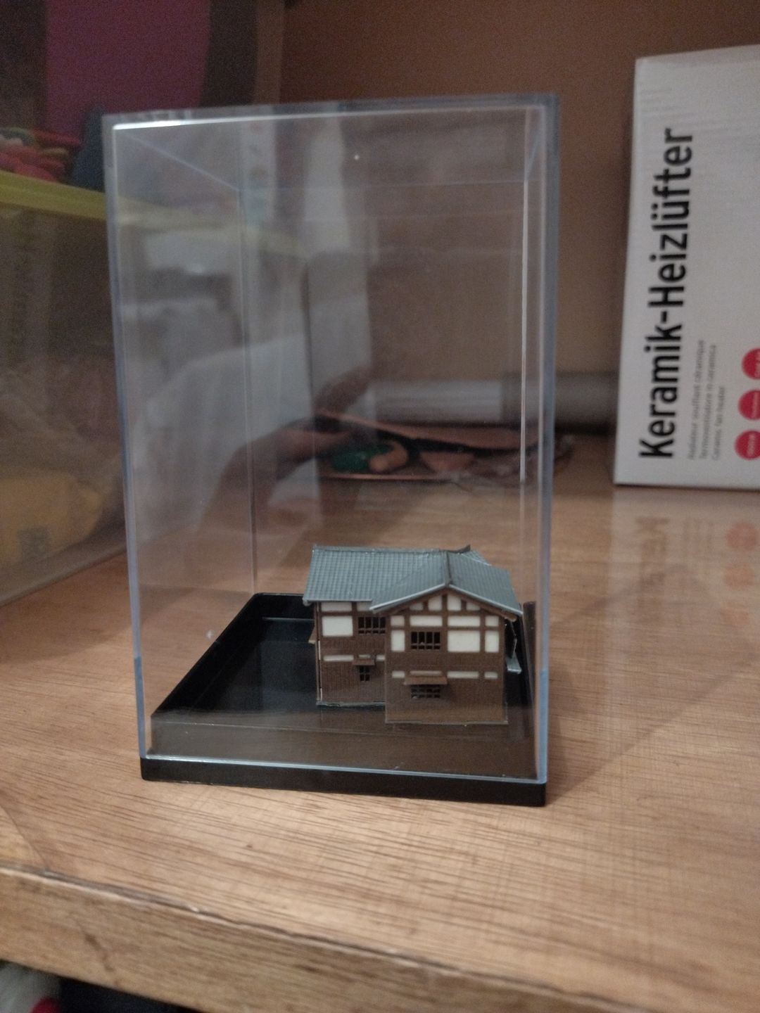 Customer photo review of Vitrine pour Miniatuart