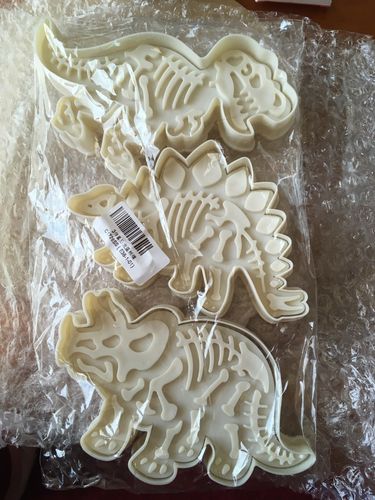 Customer photo review of Dinosaur Biscuit Mould Sugar Craft Embossing Mold 3D Dessert Baking Mold Fondant Decoration Tool