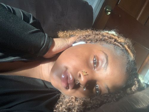 Customer photo review of Mariposa Nose  Studz