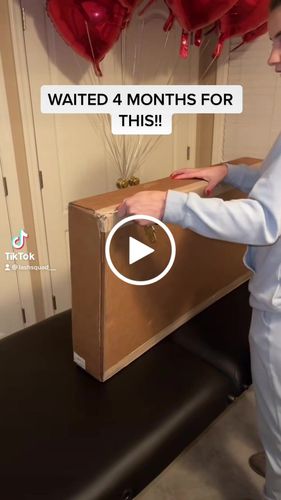 Customer video review of CosmoGlo Original Light Bundle + Phone Clip