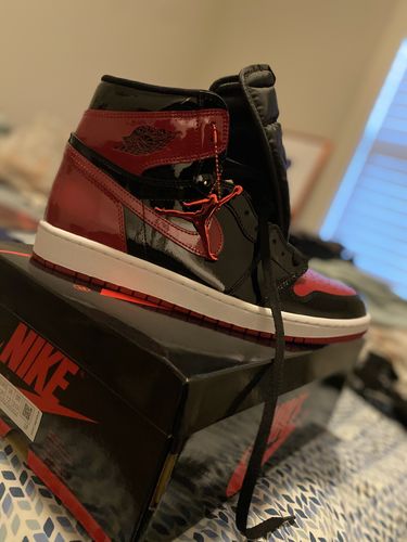 Customer photo review of Jordan 1 Reimagined Bred