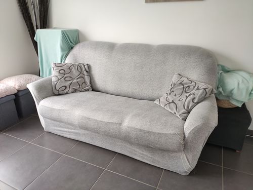 Customer photo review of Grey - Housses Extensibles de Fauteuil et Canapé