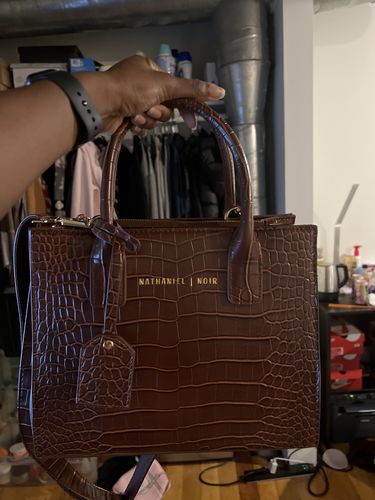 Customer photo review of The croc tote bag ( Chesnut brown )