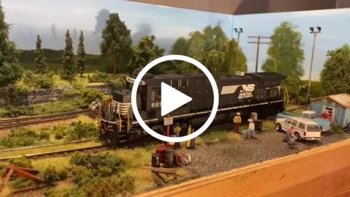 Customer video review of Athearn ATHG31602 G2 Dash 9-40C w/DCC & Sound, NS #8855, HO