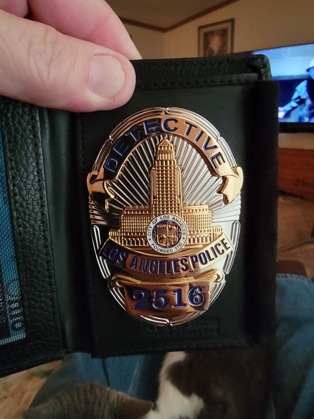 Customer photo review of LAPD Los Angeles Police Detective Badge Solid Copper Replica Movie Props With Number 2516