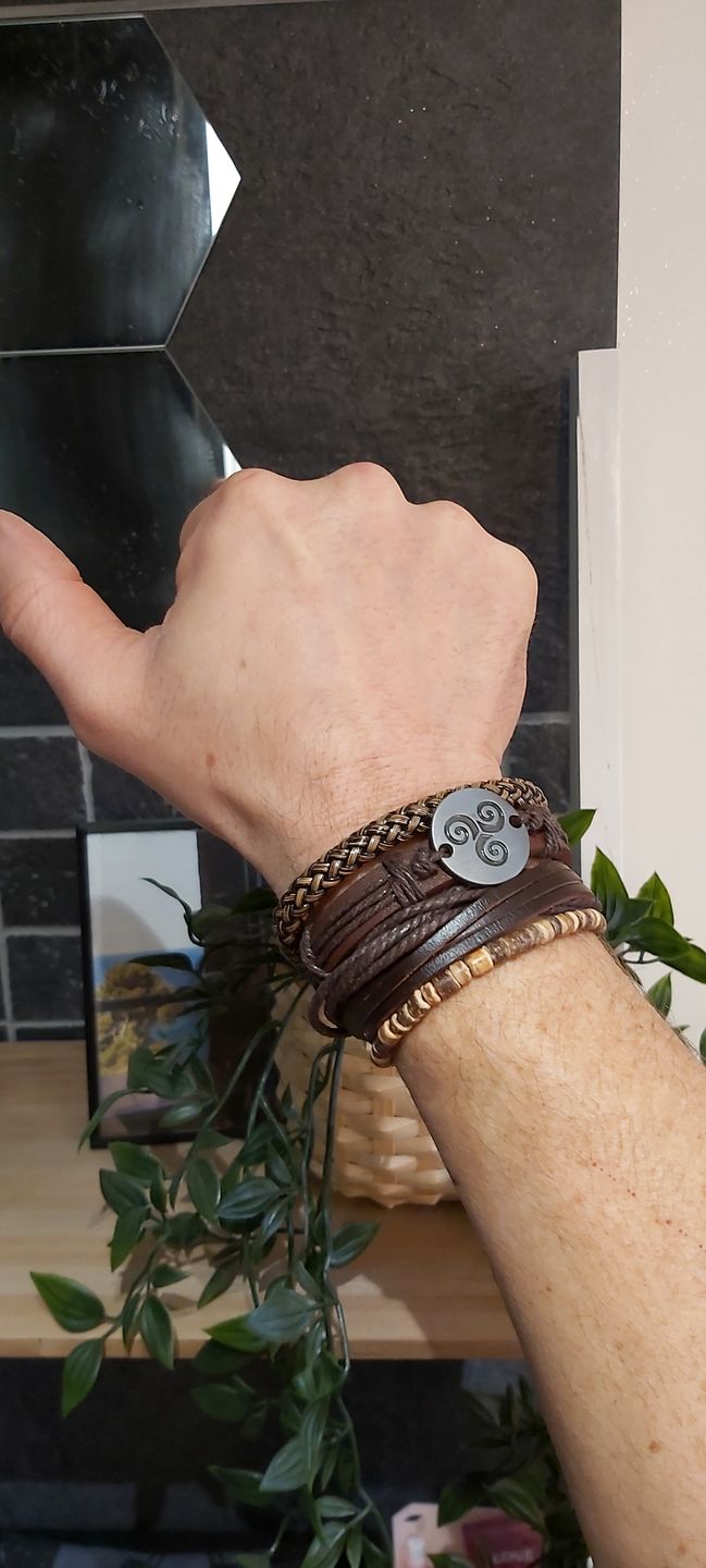 Customer photo review of Bracelet Huracan