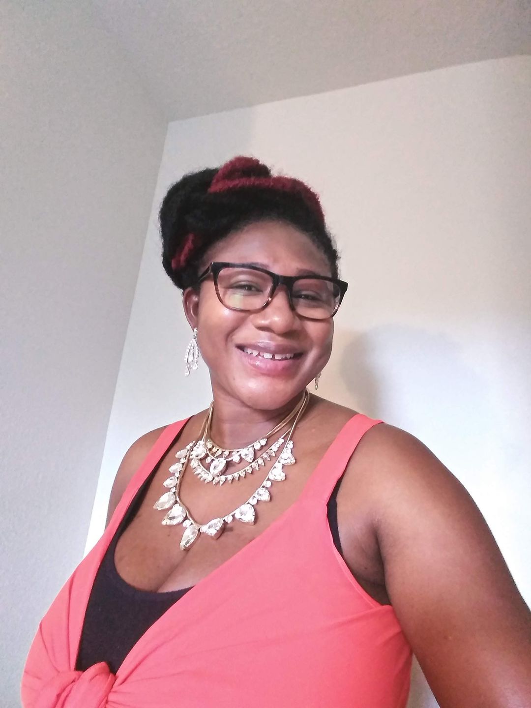 Customer photo review of Fair and White So White Skin Perfector Purifying Cream 250ml / 8.4 fl oz