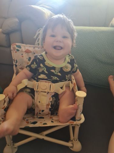 Customer photo review of Charlie baby chair v2