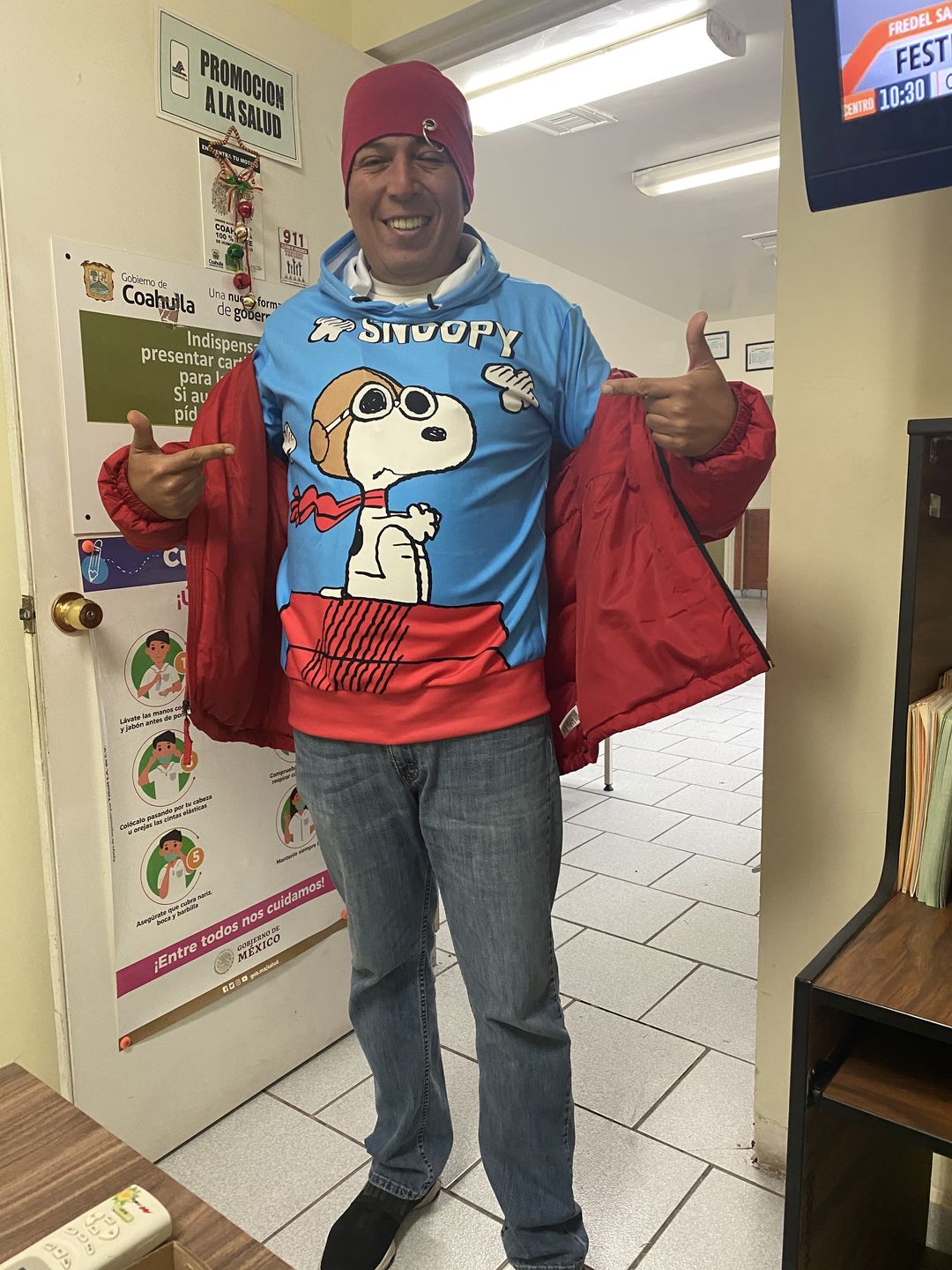 Customer photo review of Sudadera Snoopy Pilot