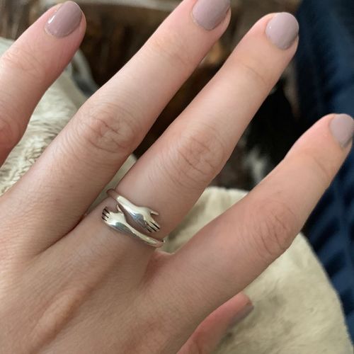 Customer photo review of The Hug Ring™ - Friend Bundle (Velvet Edition) 💕