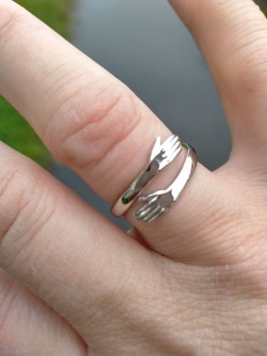 Customer photo review of The Hug Ring™ - Friend Bundle (Velvet Edition) 💕