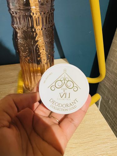 Customer photo review of Déodorant 98% naturel parfumé au Musc blanc