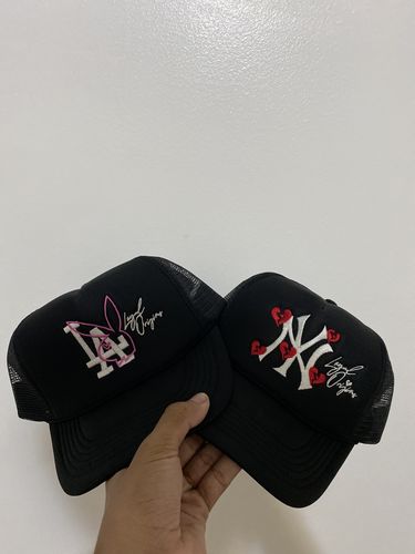 Customer photo review of NY SIGNATURE Trucker in Black